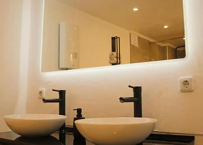 Moselgold-appartements Fankel ברוטיג-פאנקל